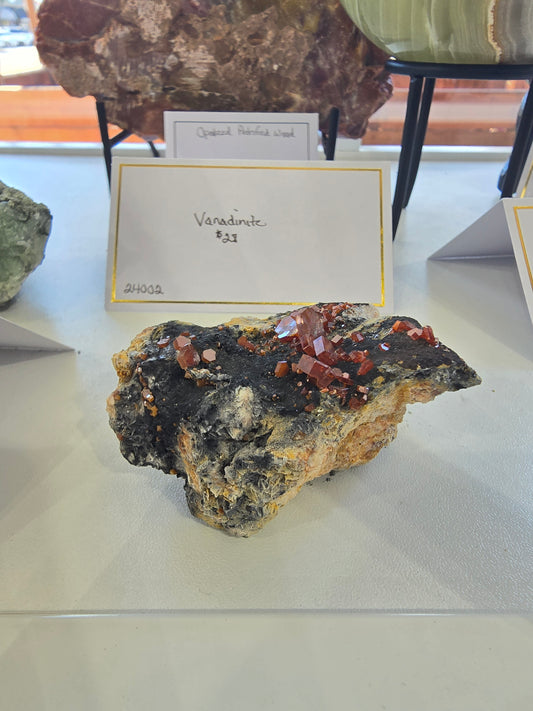 HL Vanadinite Small