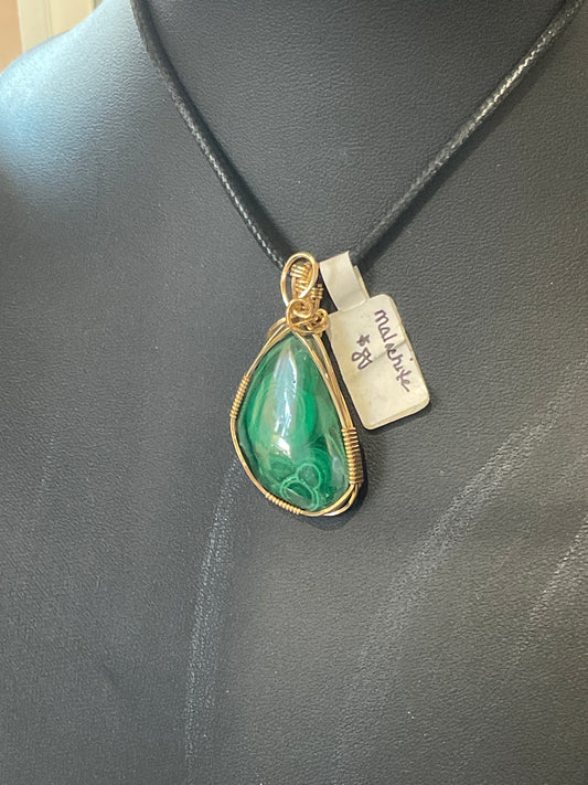 HL Malachite gold pendant